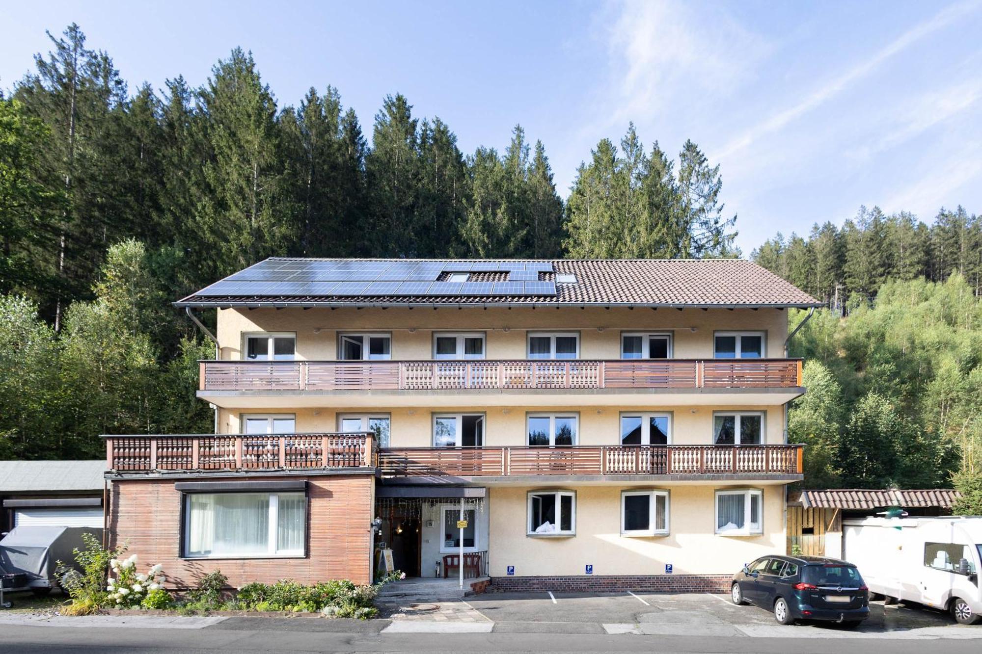 Apartmenthaus Am Waldrand- Kueche - Fruehstueck - Balkon Wildemann Extérieur photo